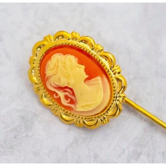 Vintage Gold Tone Stick Pin, Lady Cameo Stick Pin, Oval Stick Pin - C8 - Picture 2 of 3